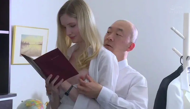 Người vợ chấp nhận làm người tình cho đối tác của người chồng để trả nợ